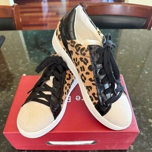 Natural Breeze Leopard Black Croc Suede Toe Fur Lined Sneakers Women's Size 7